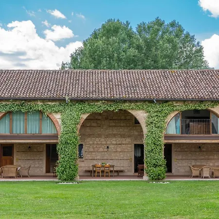 Borgo Feriani Апартаменты