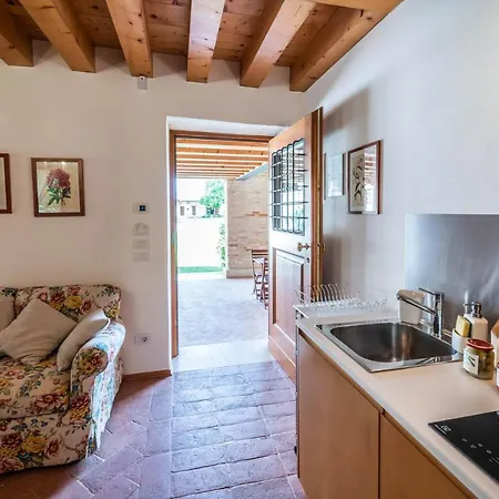 Апартаменты Borgo Feriani *